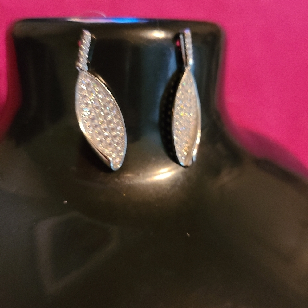 New 925 sterling silver earrings - Picture 3 of 4